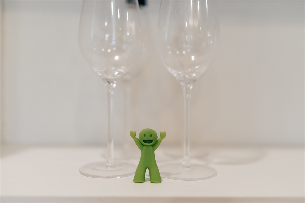 wine glasses