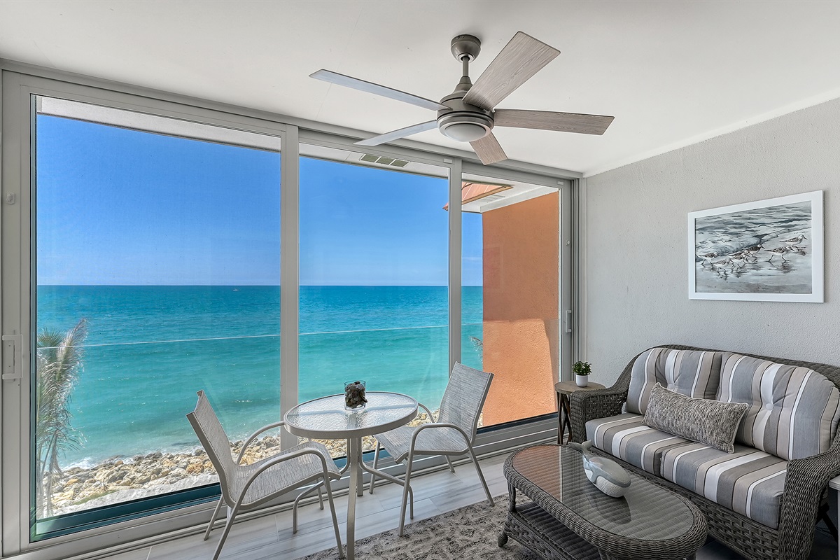 This lanai is so comfortable and sliders open! 