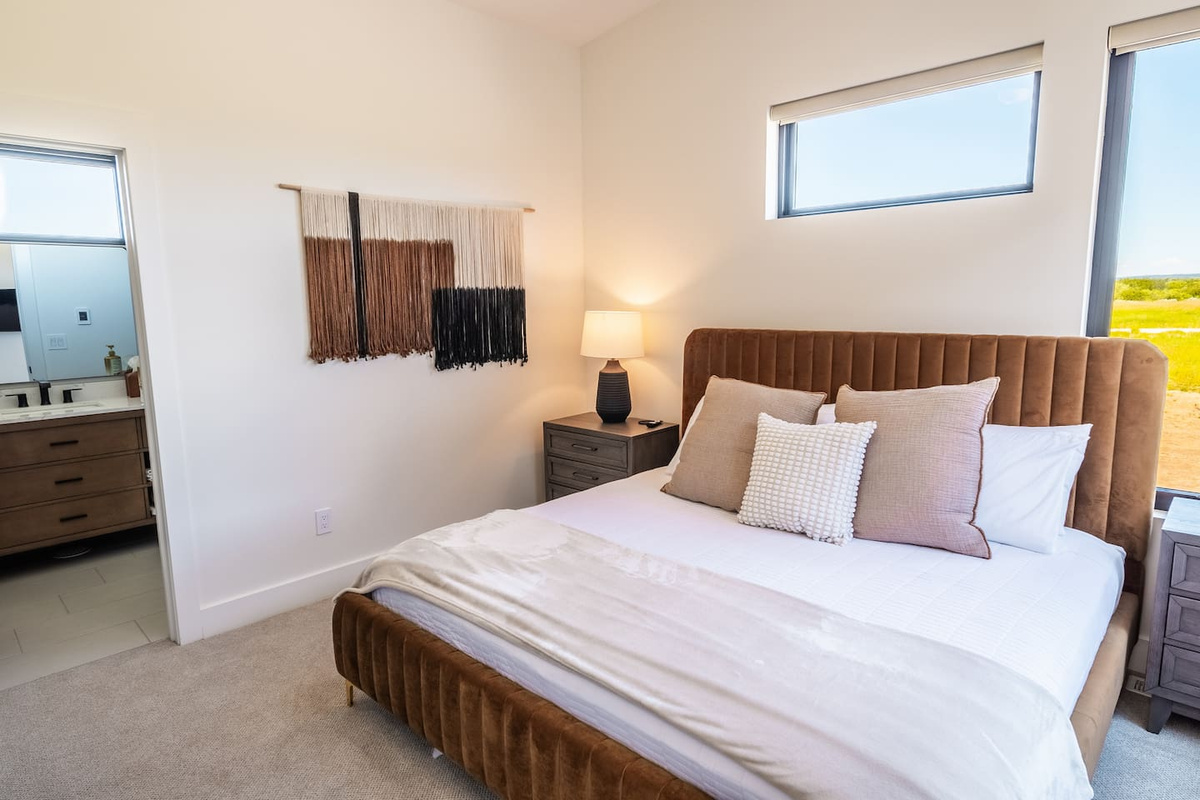 King Suite 2