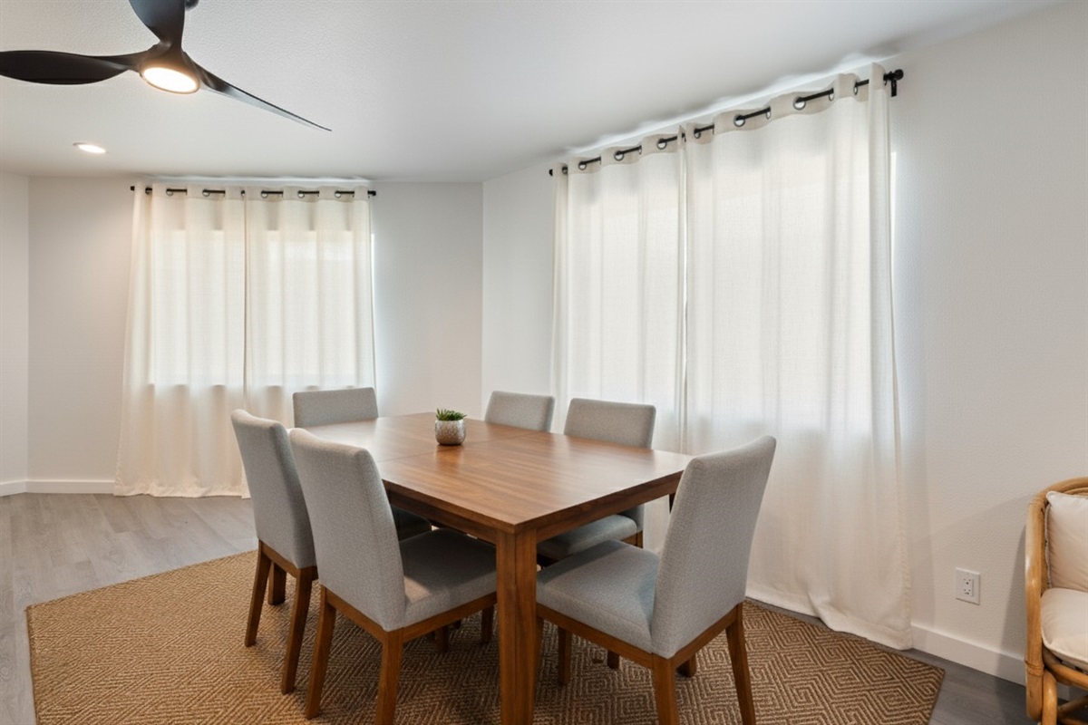 Dining | Unit Interior Finishes & Decor May Vary