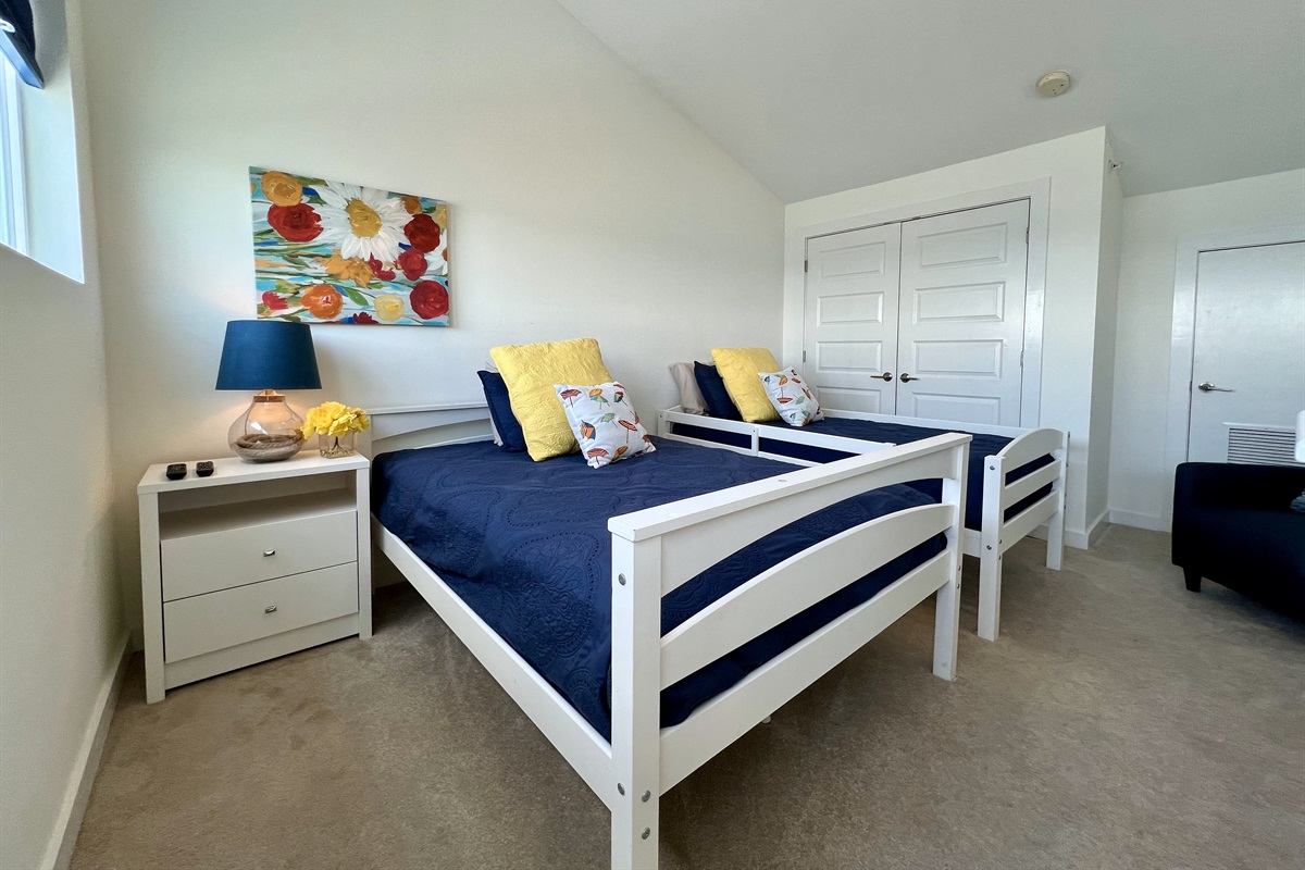 Third Bedroom/Loft - 1 Full Bed and 1 Twin Bed