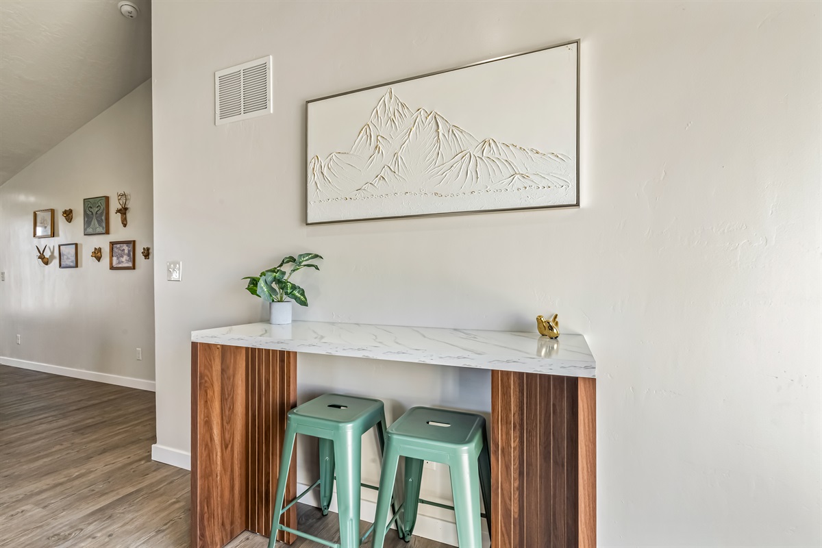 Additional Dining Area