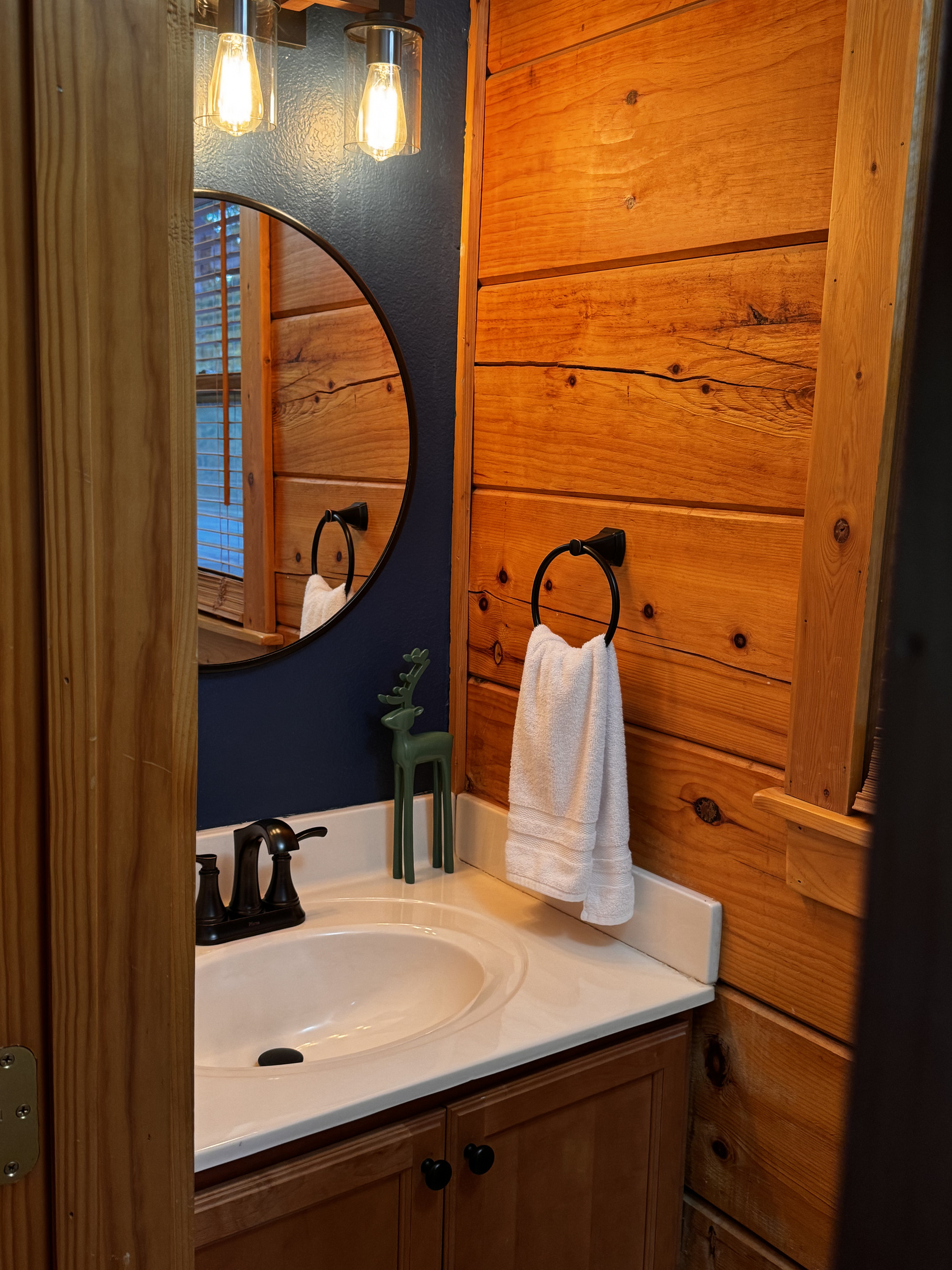 Convenient half bath gives larger groups an additional restroom, bringing Mars Hill Haven to 3 full bathrooms plus 1 half bath.