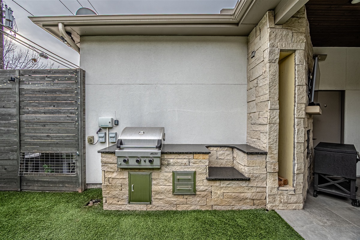 Private outdoor grill for dining and entertaining