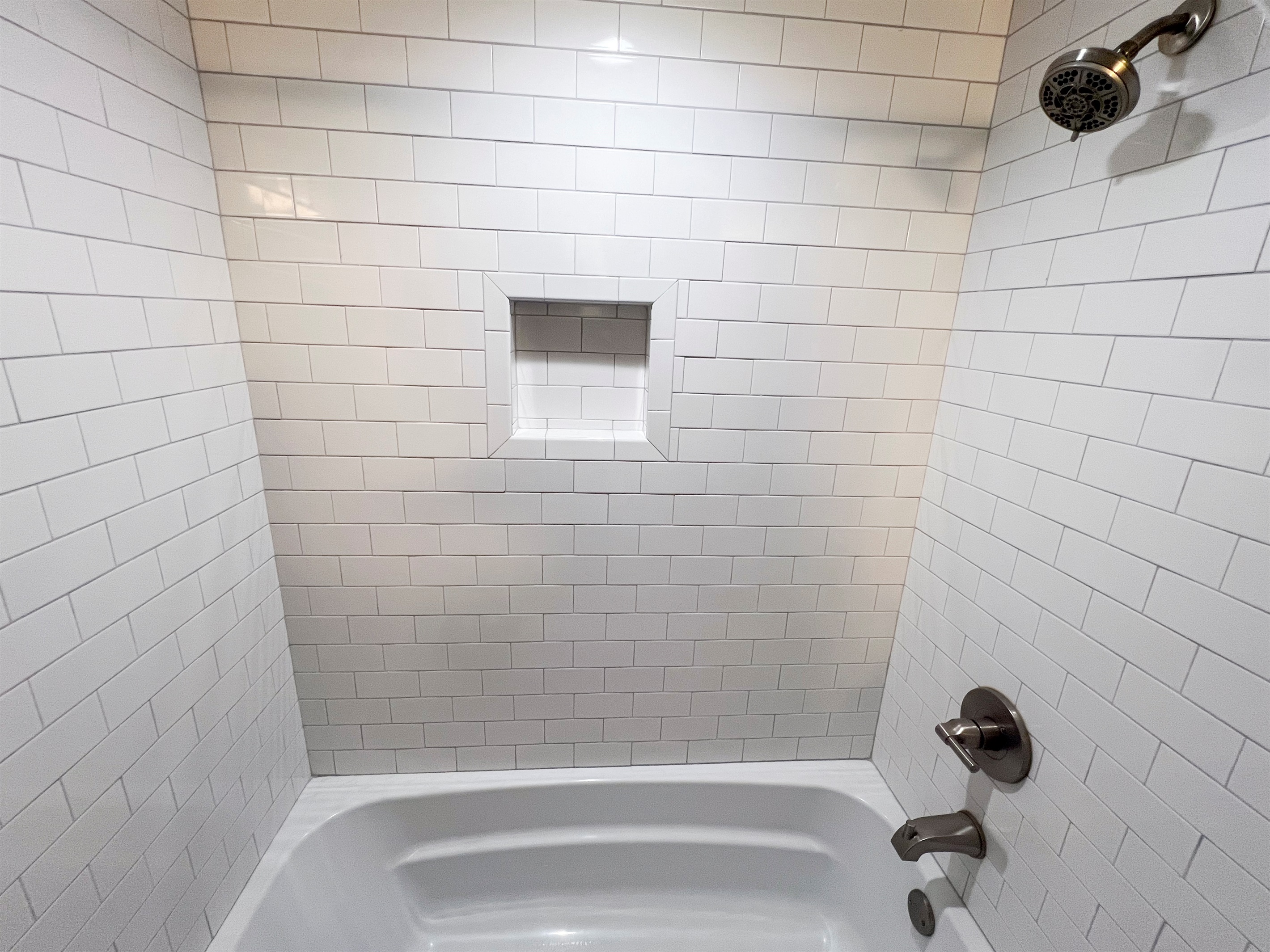Hall bathtub