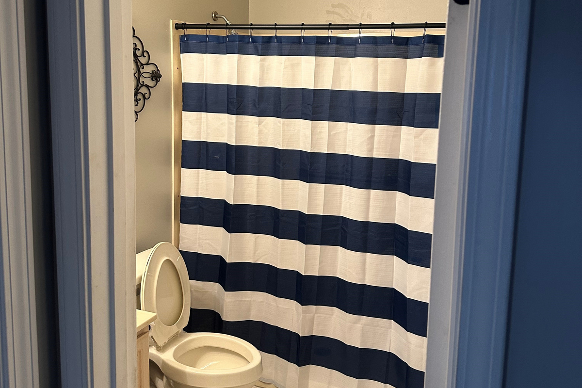 Cottage Bathroom