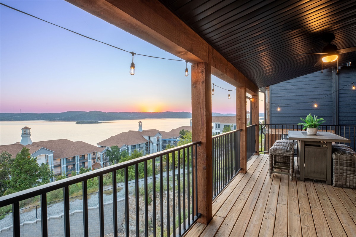 Lower deck with a spectacular sunset