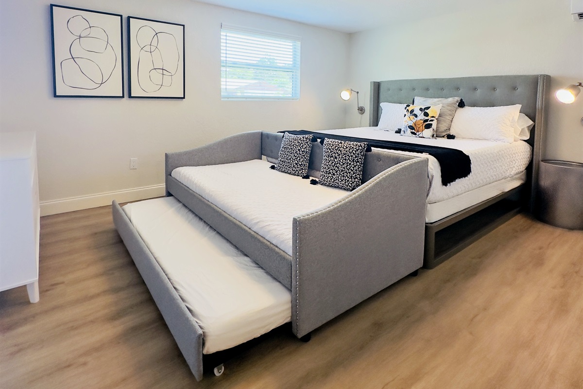 Primary | King bed | Twin Day bed with Trundle
