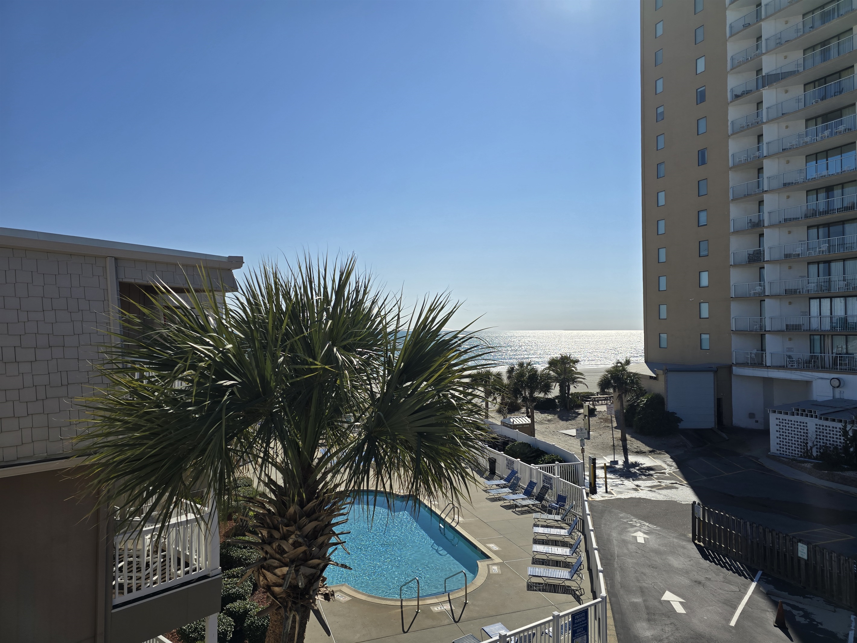 Ocean & Pool View Balcony
