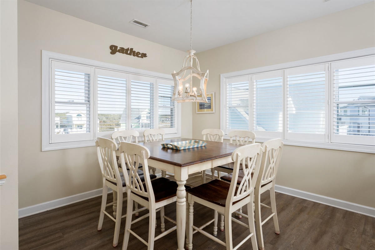 Dining Room - Can Seat up to Eight Guests