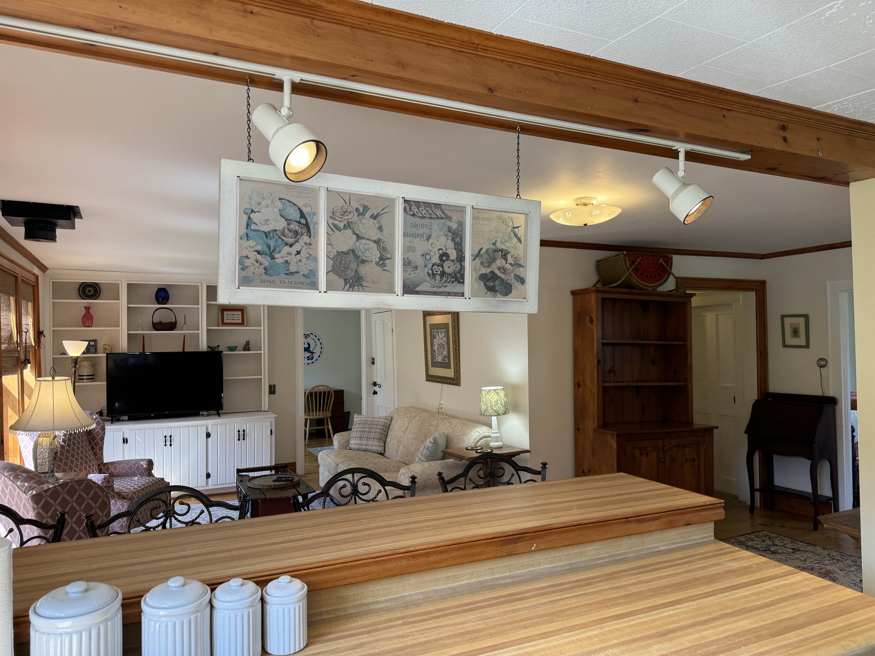 Kitchen and living room