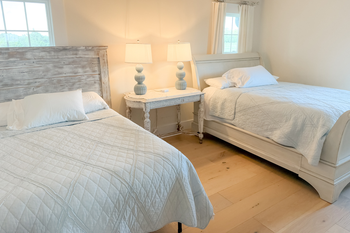 Spacious Second Bedroom with two twin beds