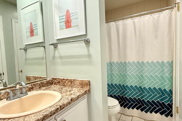 Upstairs full bathroom