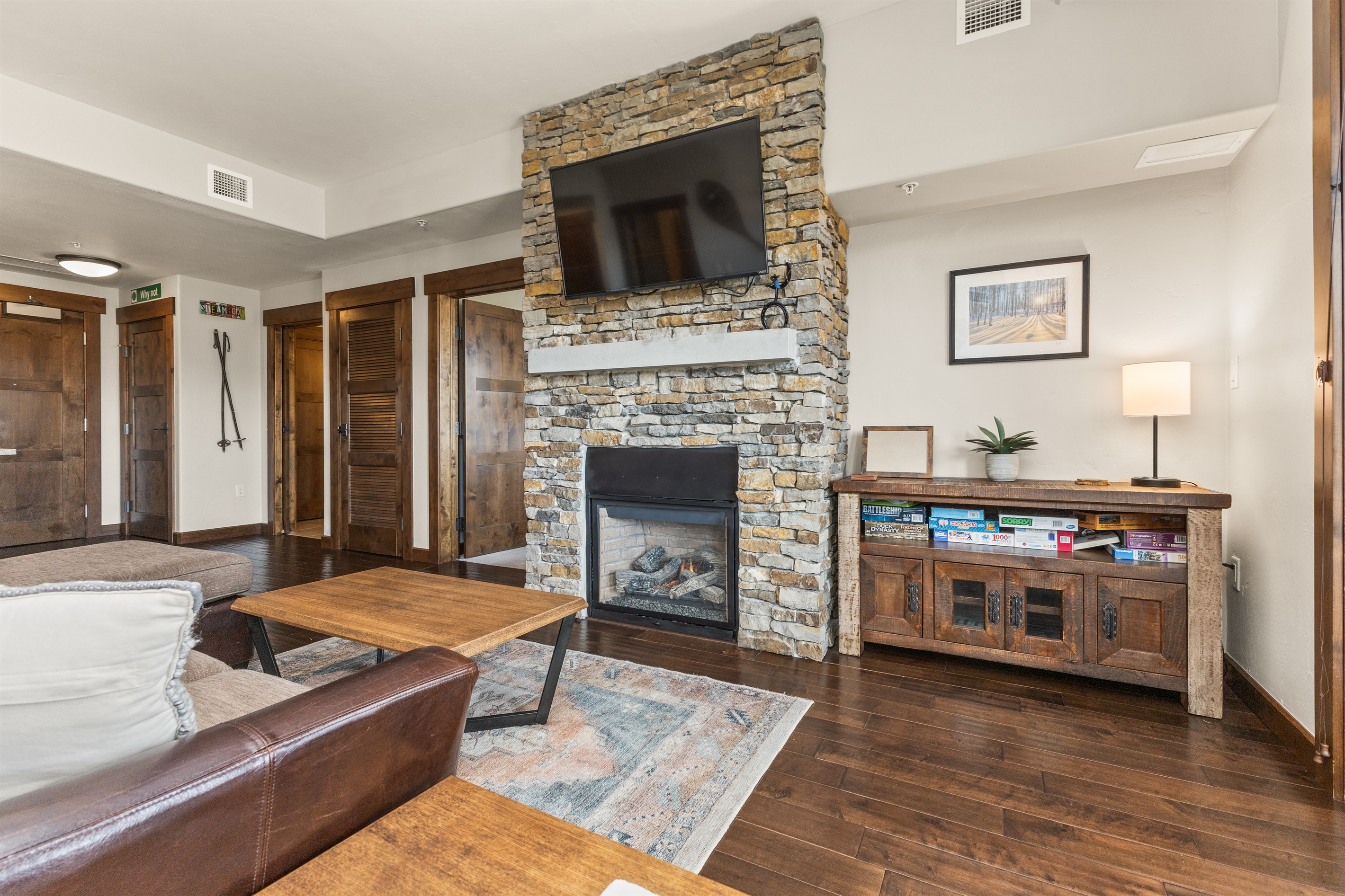 Fireplace | Smart TV