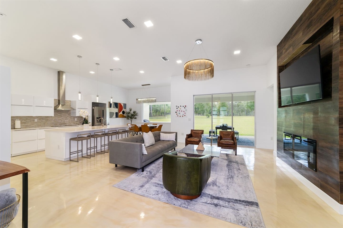 Great Room - 70" Smart TV