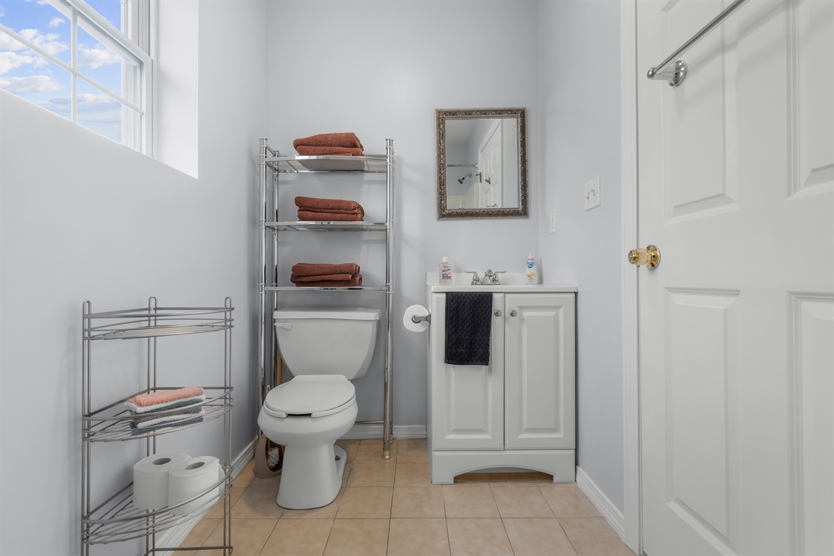 Full Bathroom