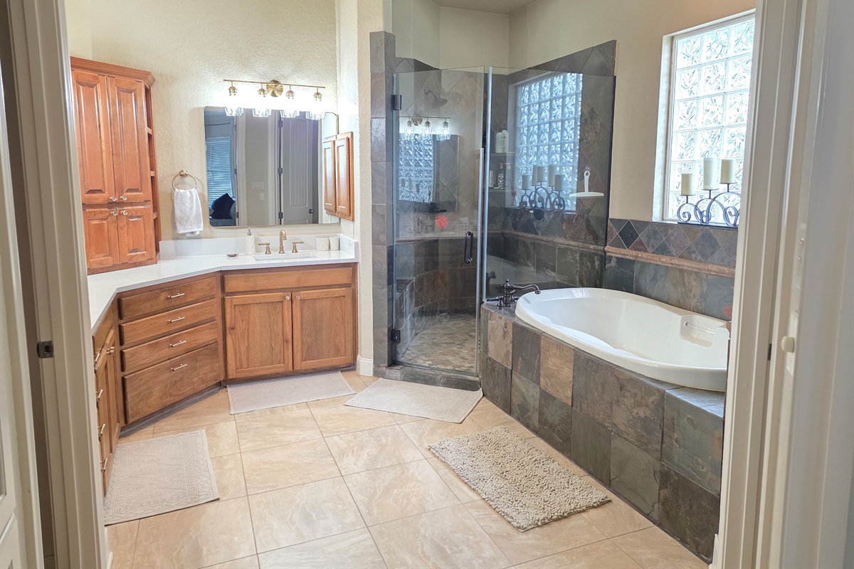 Primary bath