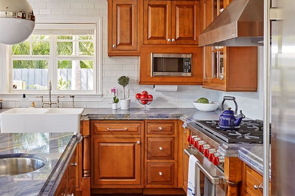 Custom chef’s kitchen equipped with everything you need to create delicious gourmet meals!