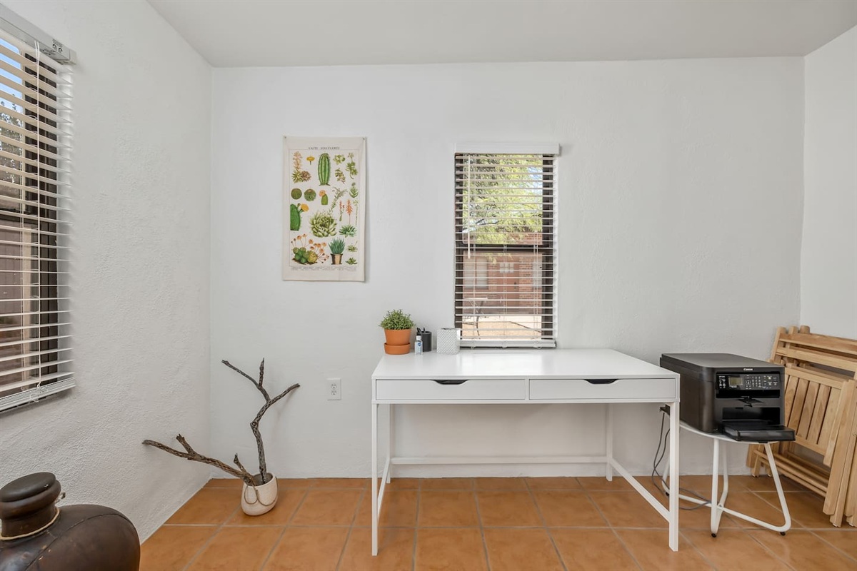 Separate office area, door can be closed