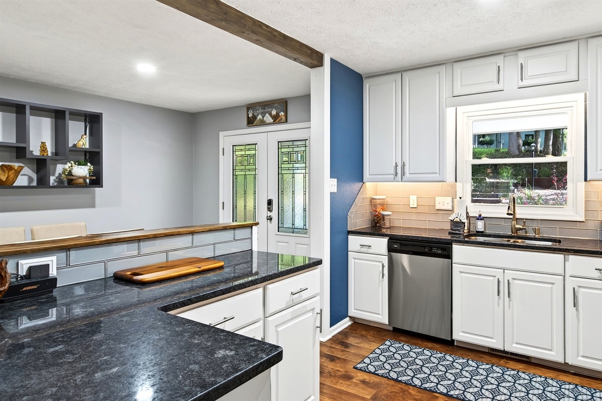 Lots of counter space for preparing meals.