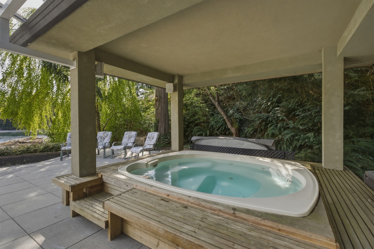Hot Tub