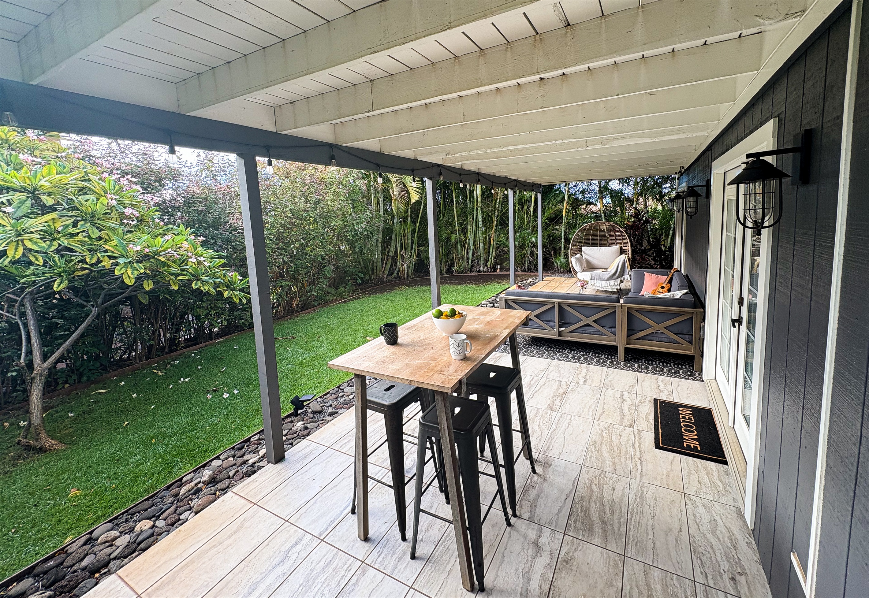 Private lanai