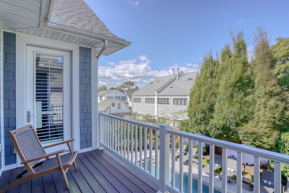 Private upper deck overlooking the pool