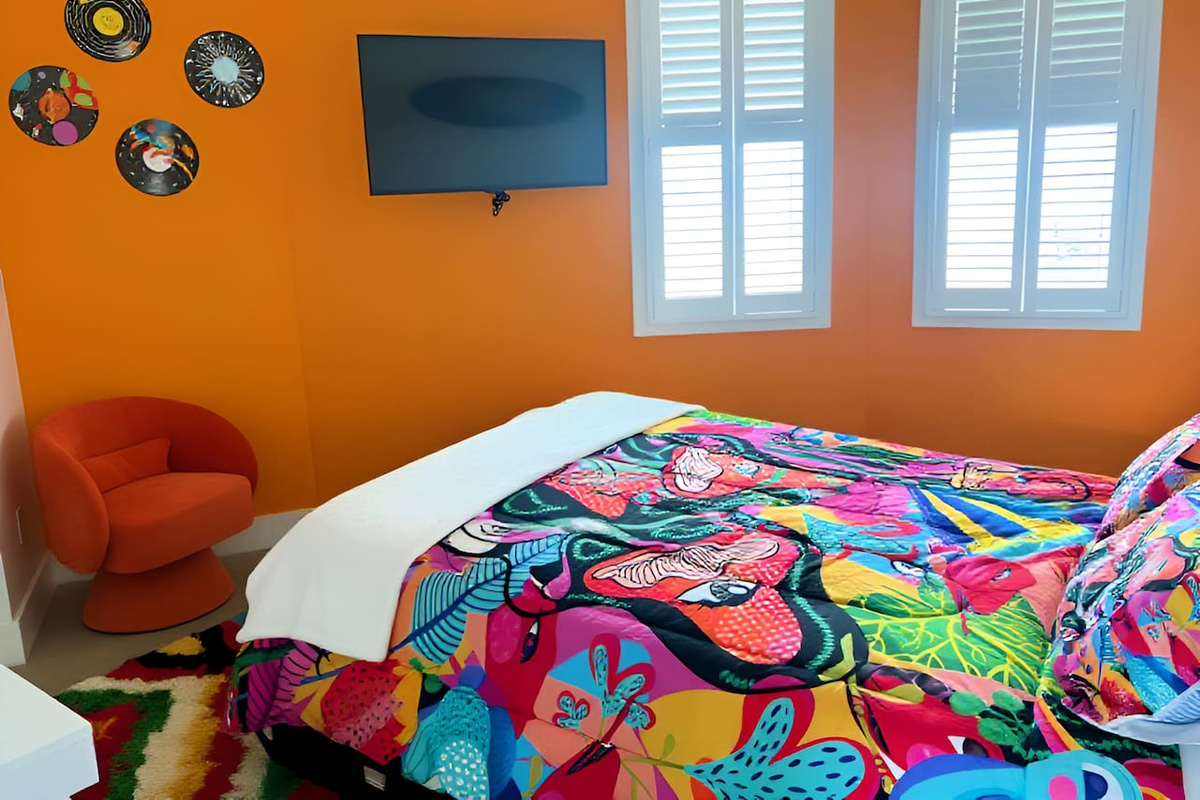 Hippie Room