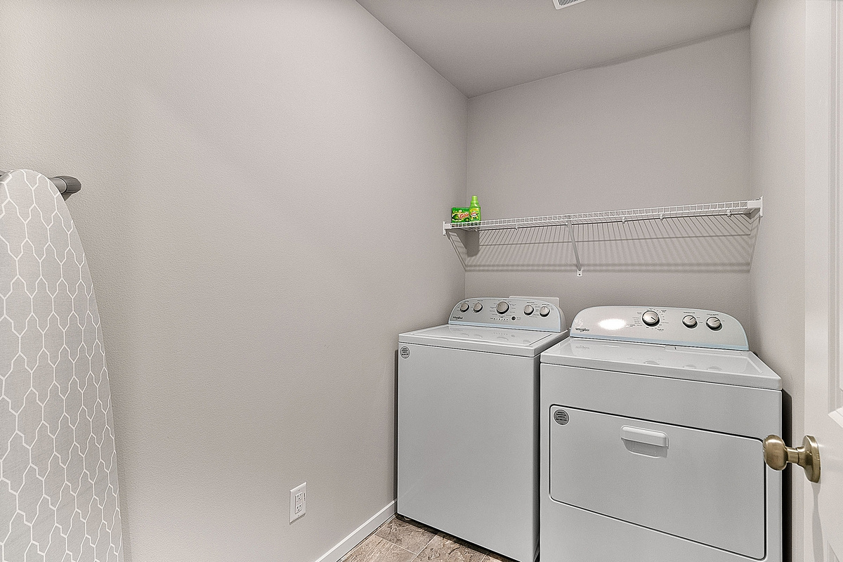 Full size washer & dryer