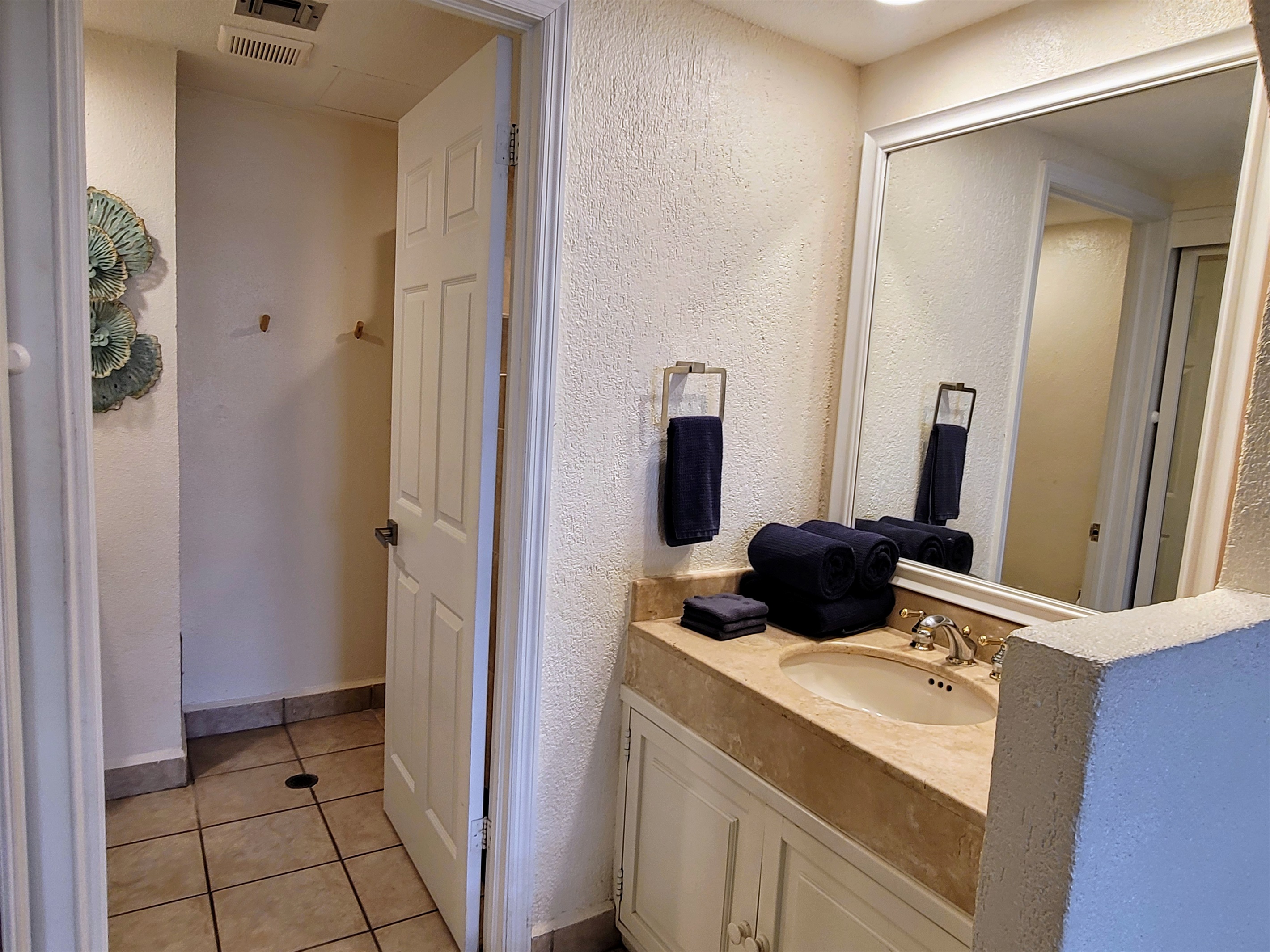 Bathroom #3 in C207, ensuite