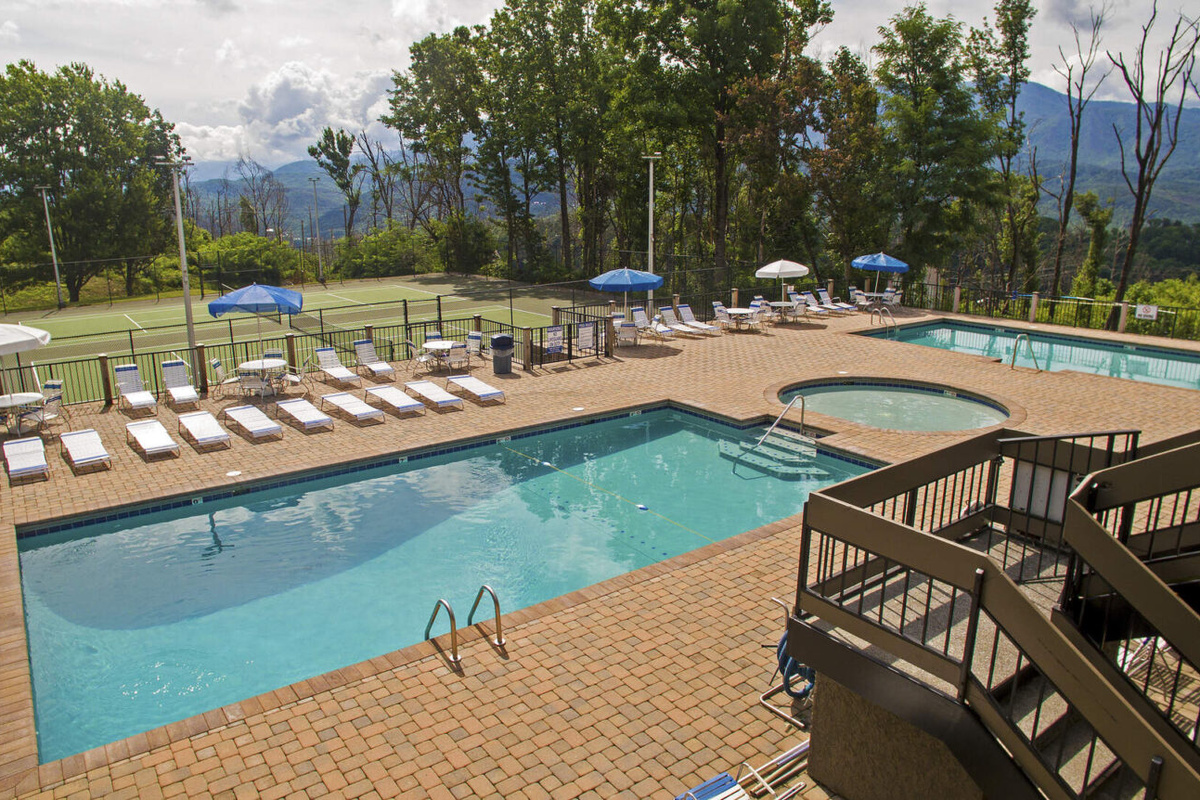 Gorgeous Smoky Mountain Views from the pools at the North Clubhouse. Only 1/2 mile from the Lodge.