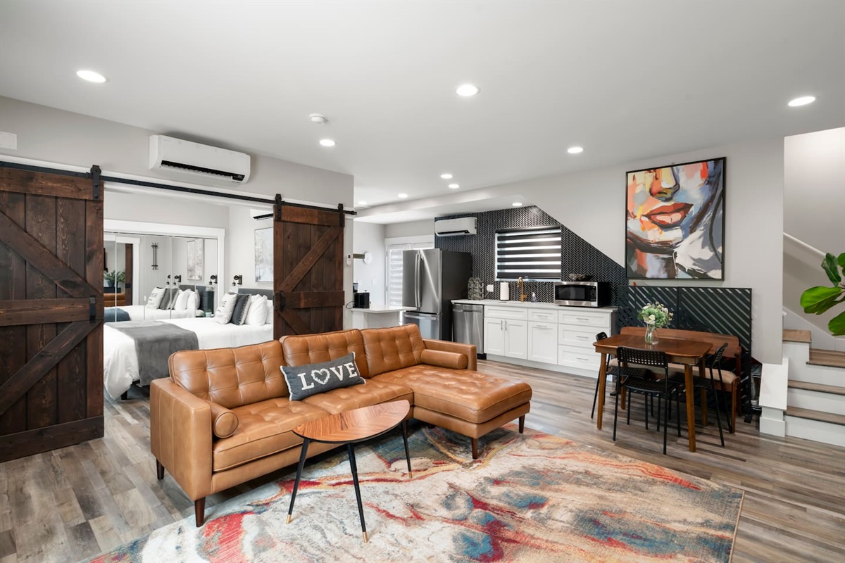 "Super cute & cozy - private & quiet too! Great spot to stay while exploring SLC on a girls trip or a couples weekend getaway... Would definitely stay again!" - Dawn (April 2024)