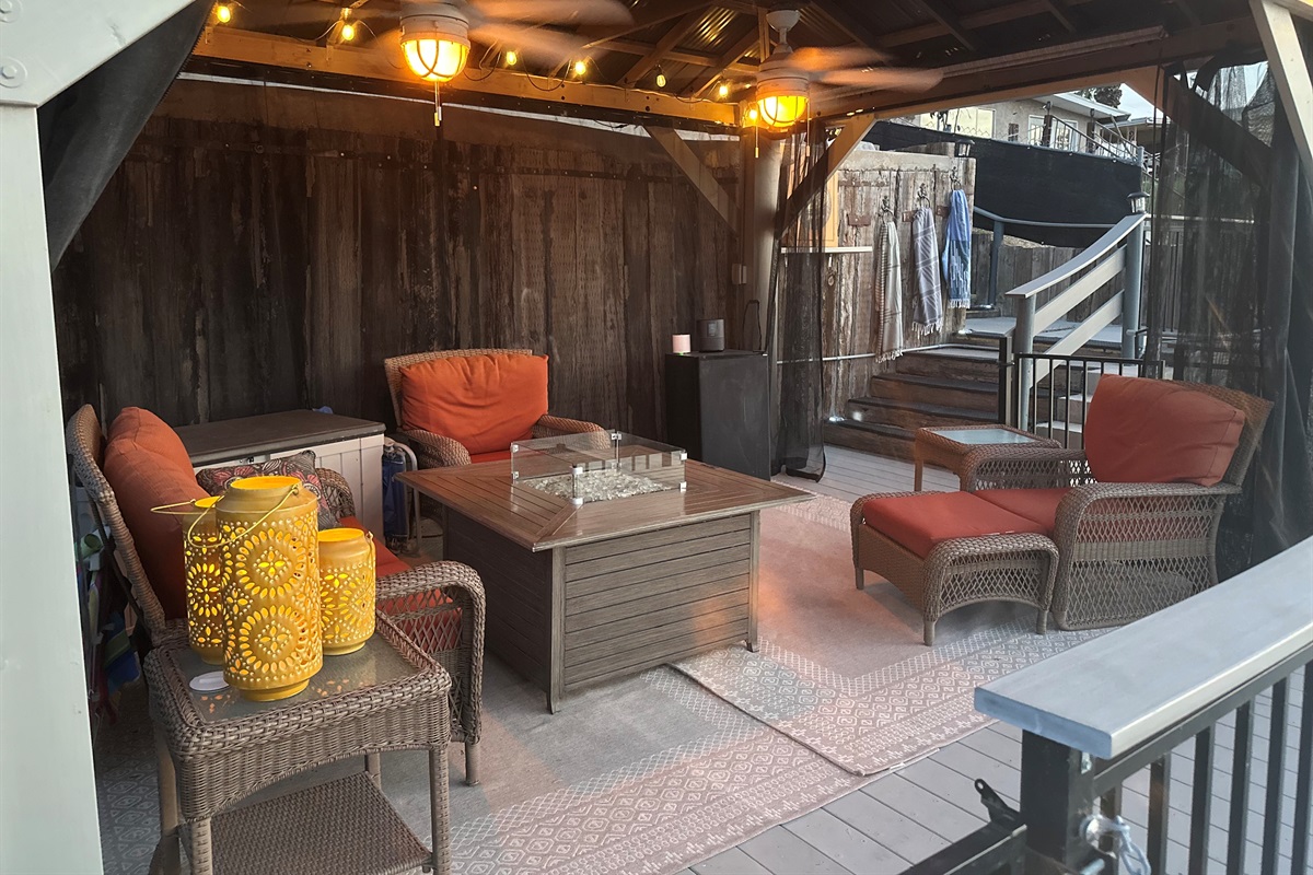 Lower Deck