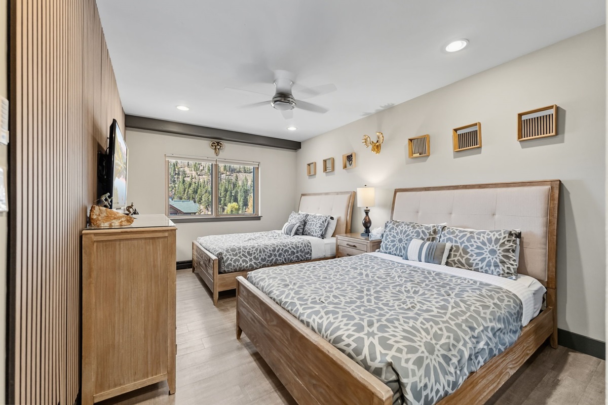 Hotel style bedroom, two Queen beds, Smart TV