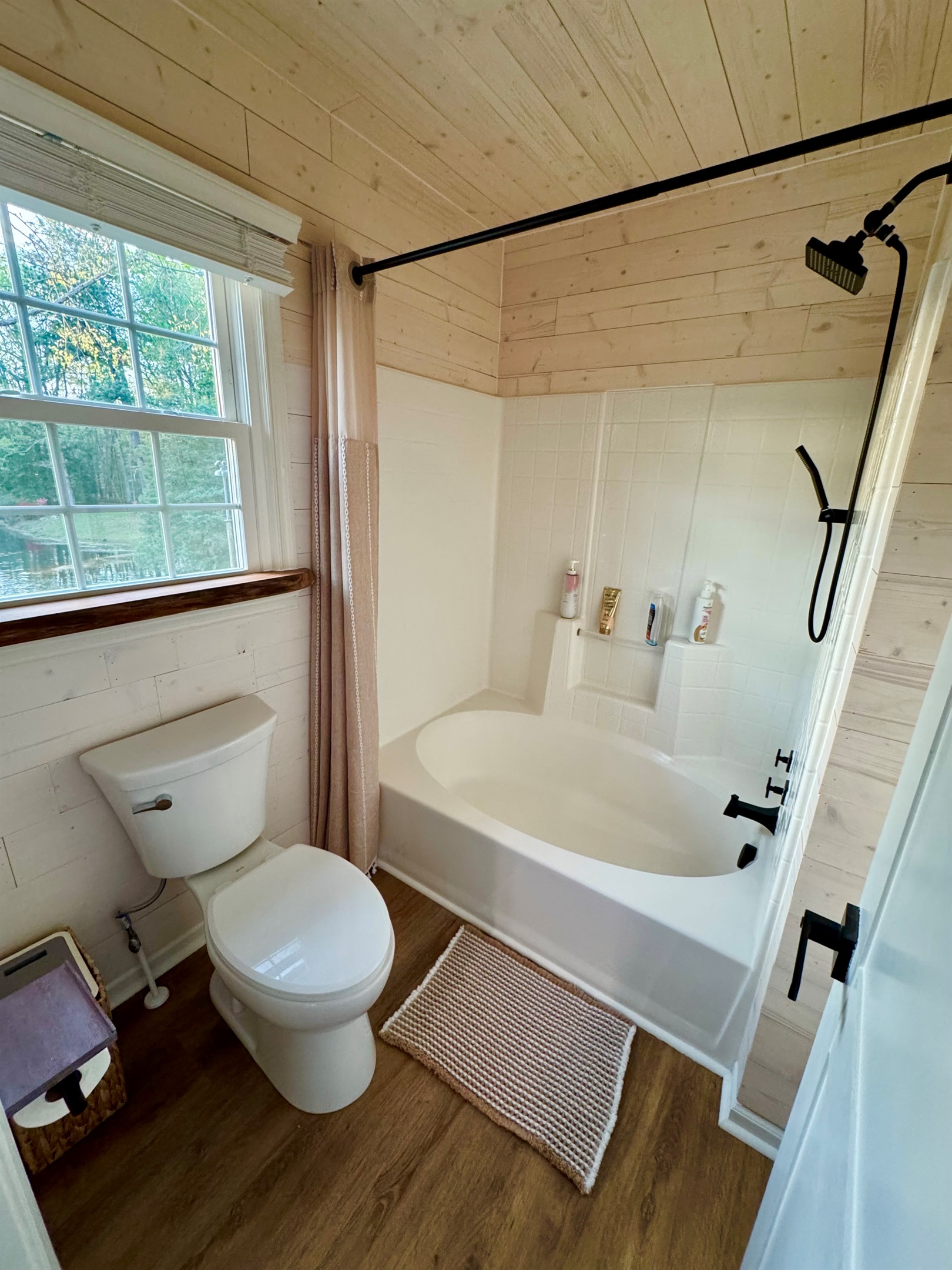 Garden tub/shower. 