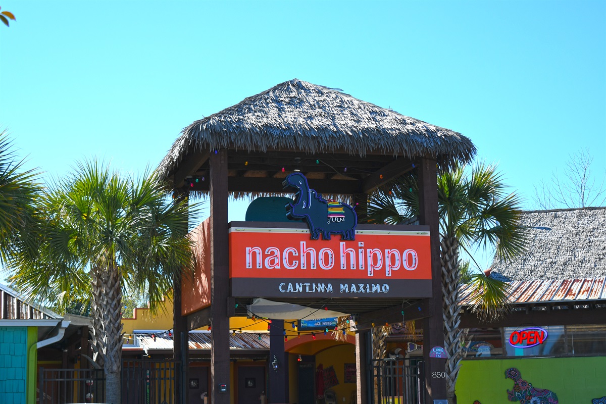 Lots of Local Food and Entertainment Nearby