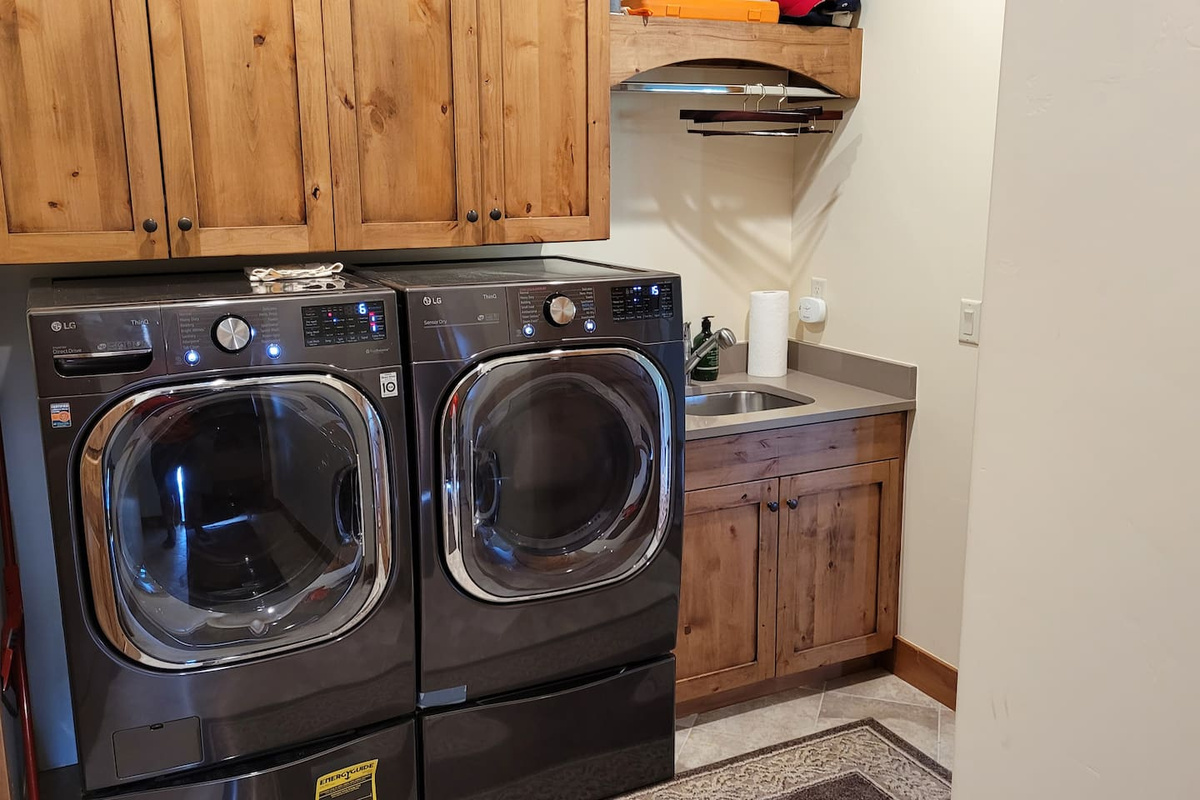 Laundry and Mud Room