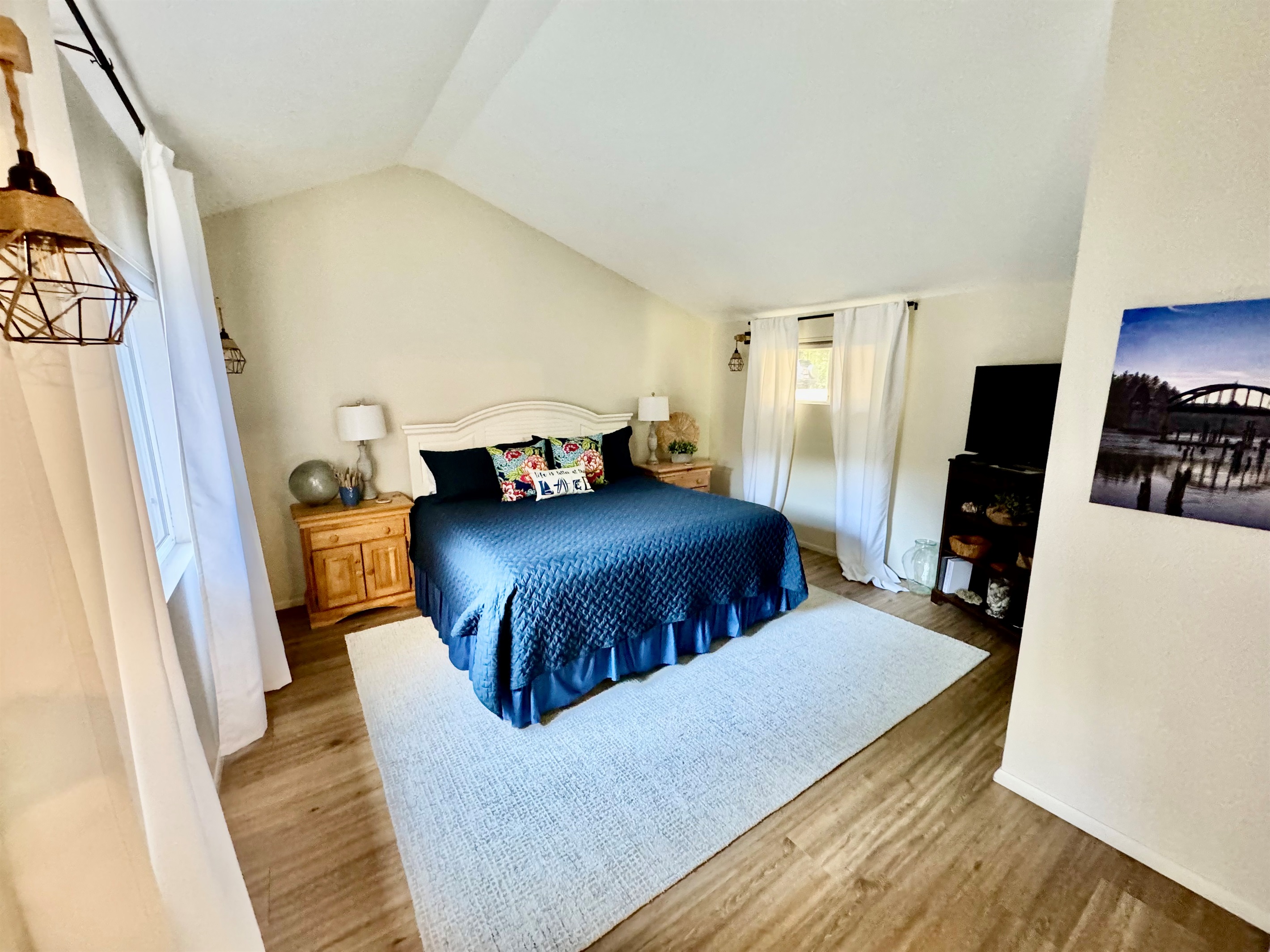 King Bedroom with TV and Ensuite