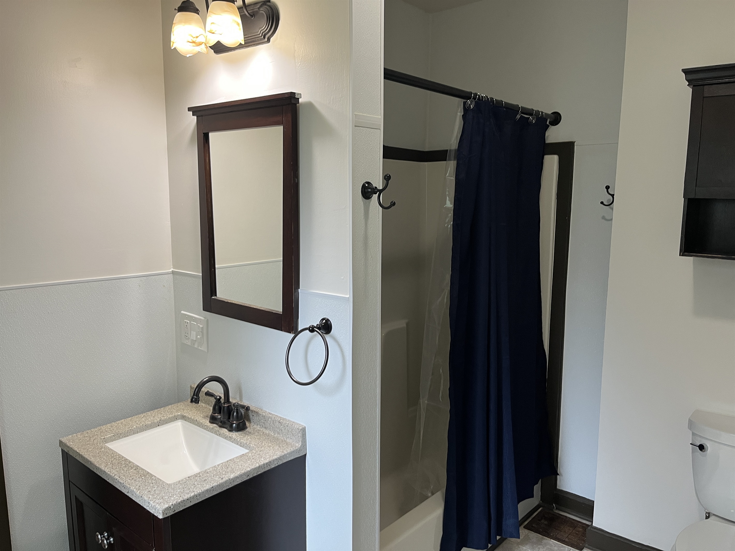 1st floor bath with tub/shower and laundry