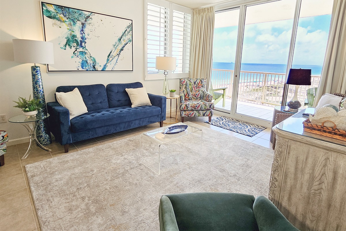 Click "Play" on the picture to watch a video walkthrough of this condo!