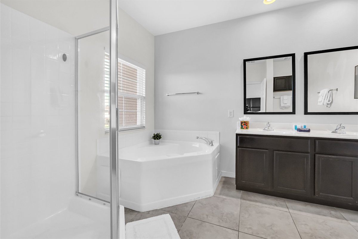 Primary bath with double vanity