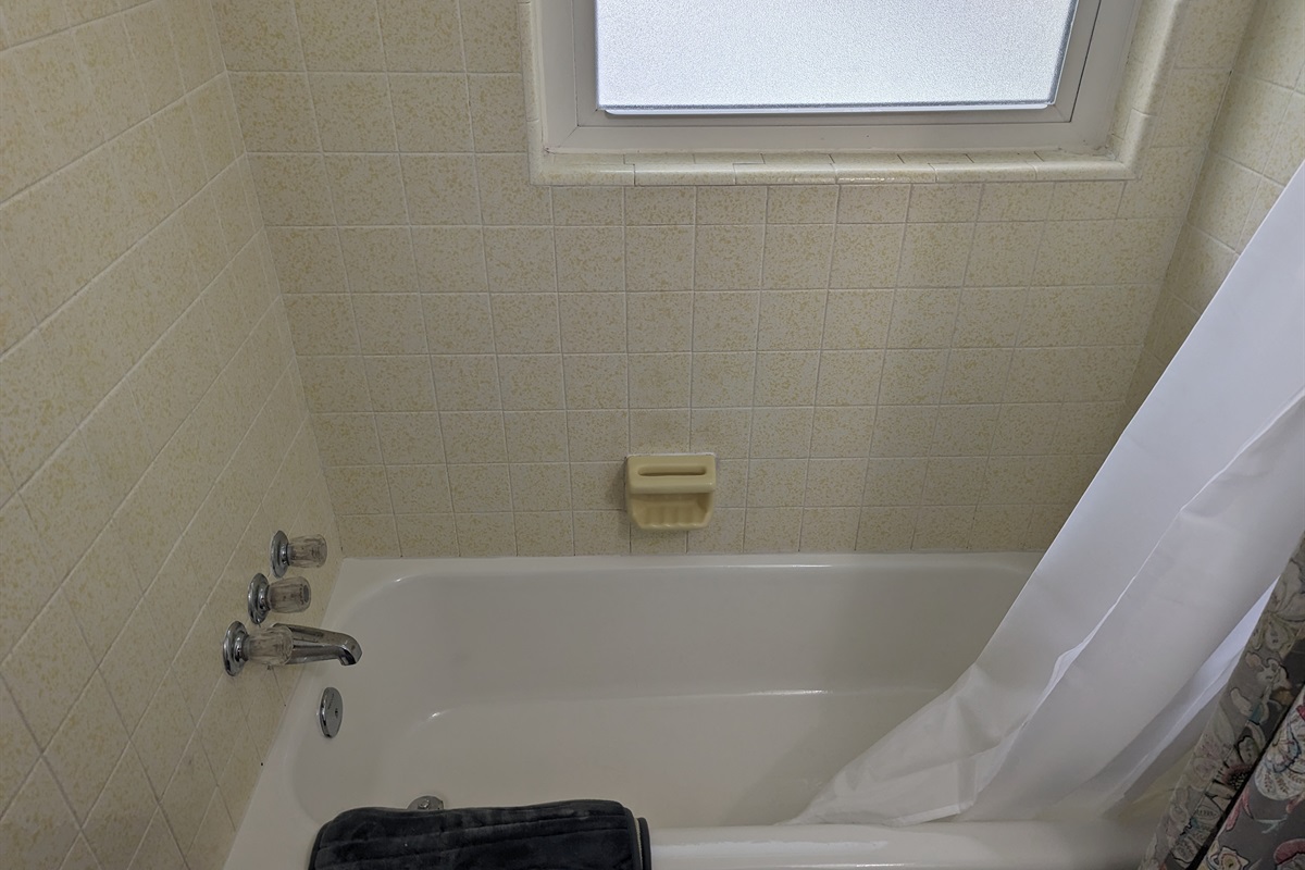 Bathroom (Apartment)