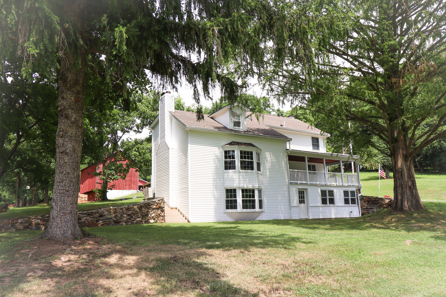 Welcome to your peaceful countryside retreat, surrounded by mature trees and plenty of open space to relax