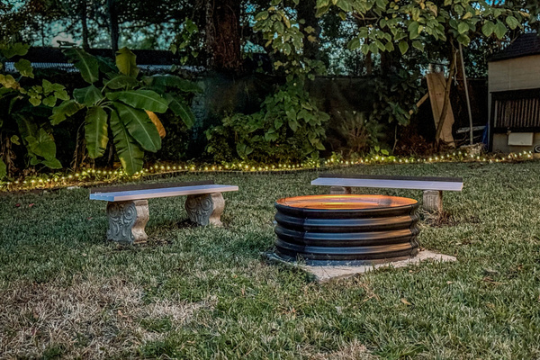 Fire pit with bench seats