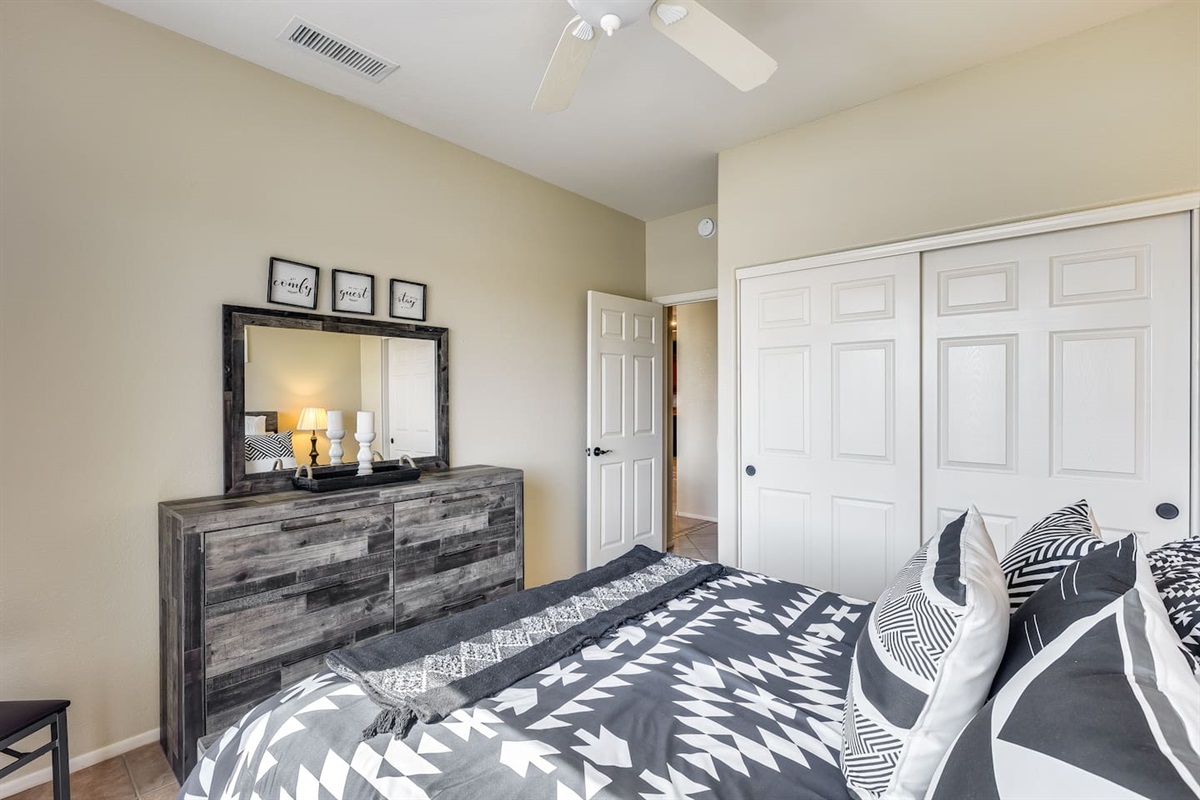 Cozy Cactus Pad in The Grande! Heated Pool|Hot Tub — Cozy Cactus Pad with Pool in Surprise, Surprise, Arizona — photo 25