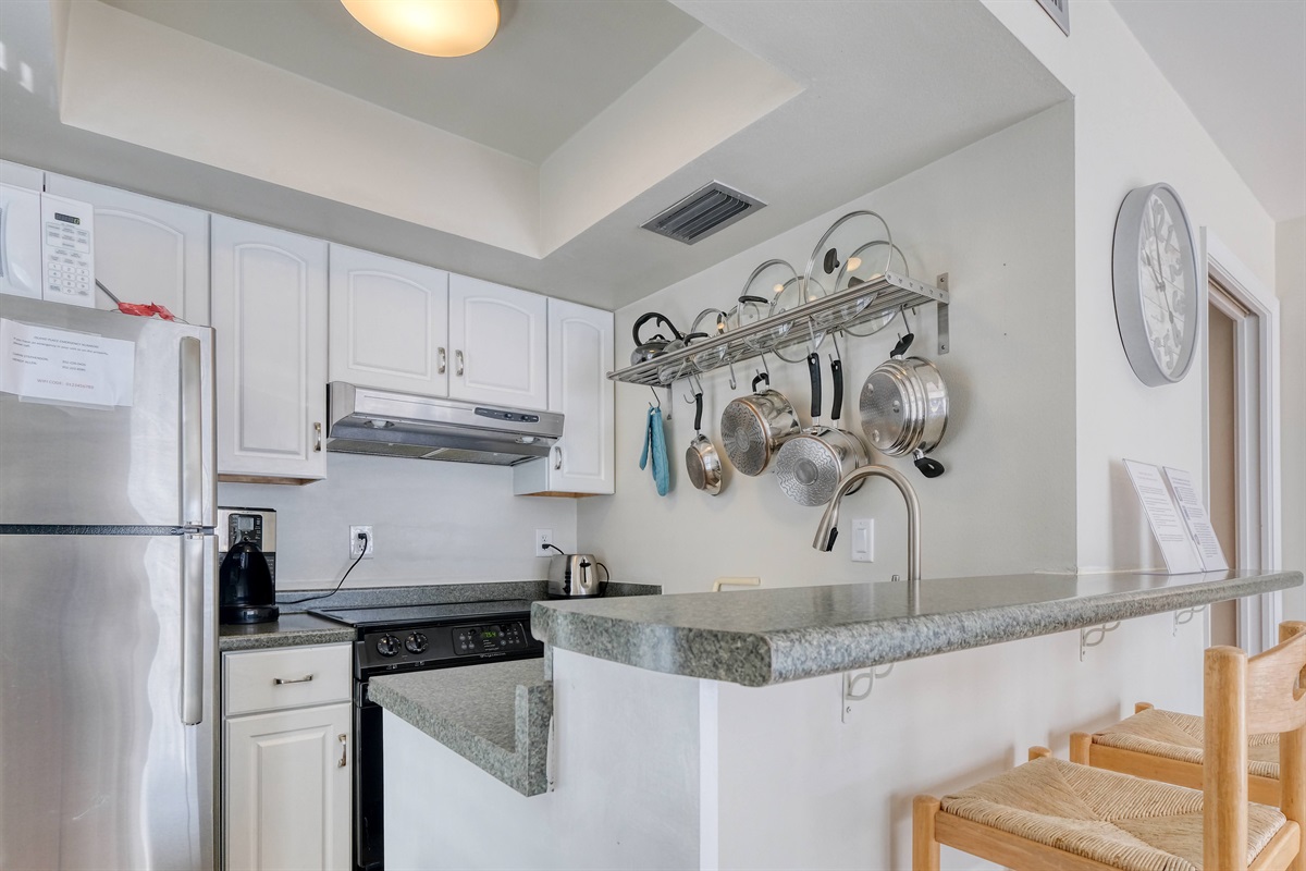 Kitchen has all the necessities