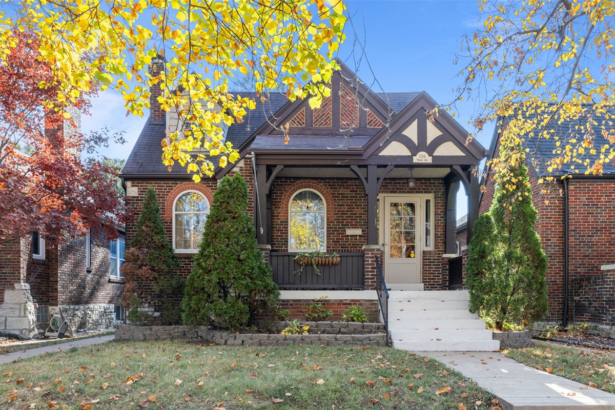 Northampton historic home in a safe and quiet neighborhood.