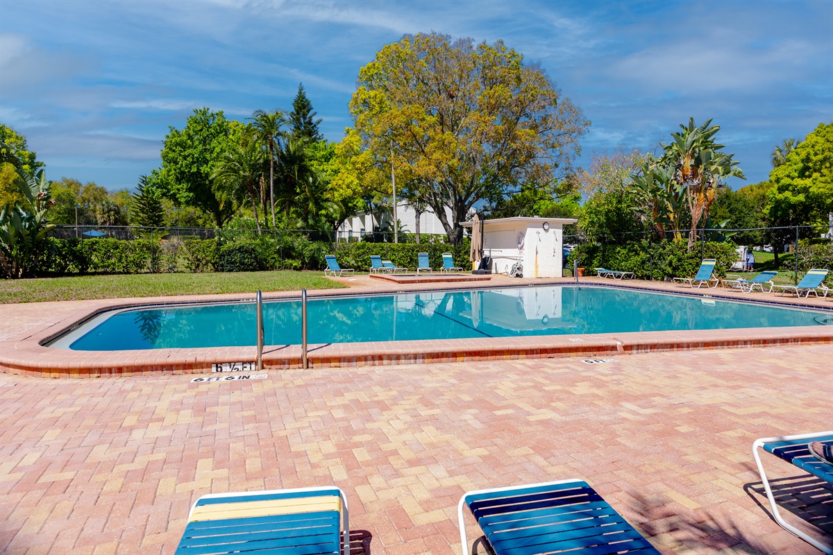 Community Pool!