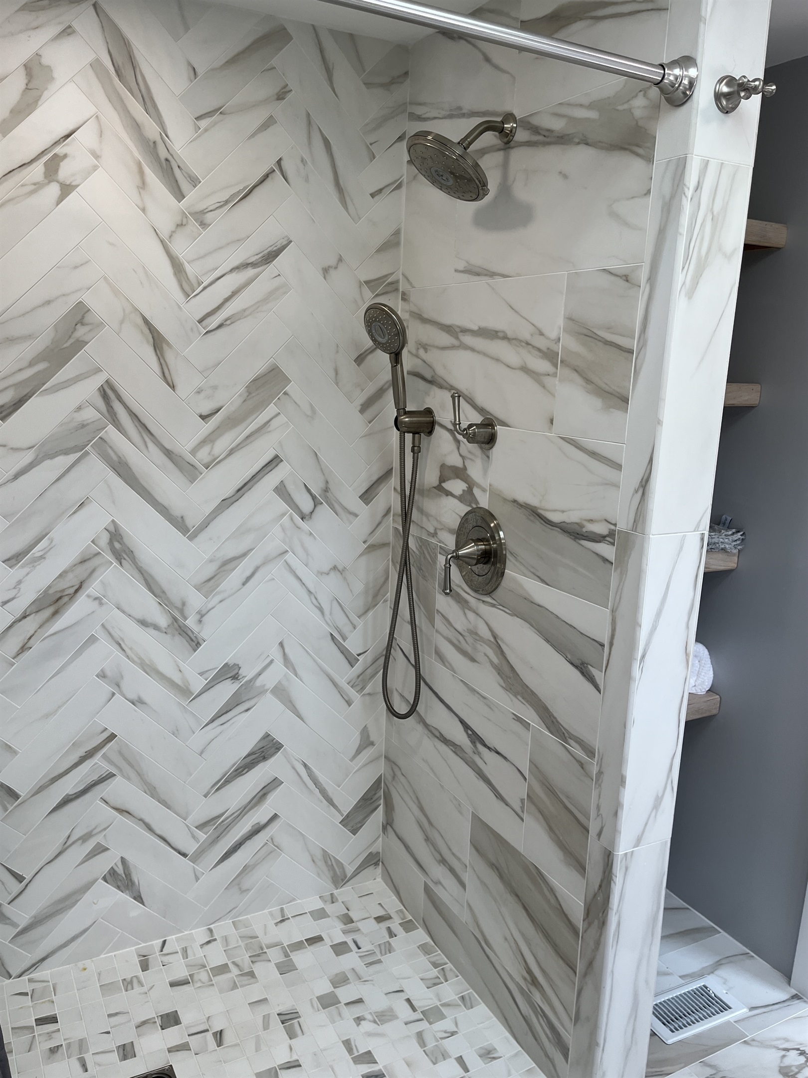 Ensuite bath