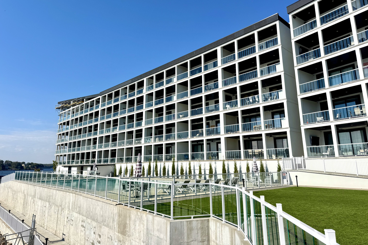 Condo 406 is located in Building 1, on the 4th floor, center, overlooking one of two resort-style pools. 